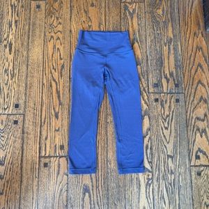 Lululemon align high-rise crop 21” Size 2